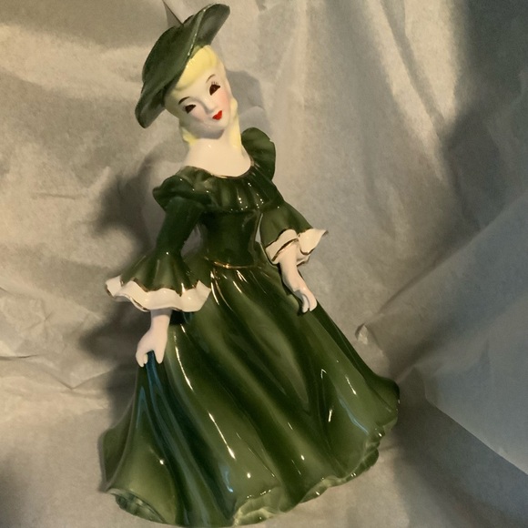 VINTAGE NAPCO JAPAN PORCELAIN BLONDE “LADY ANN” GREEN DRESS 8 1/2"H - A1874A - Picture 2 of 9
